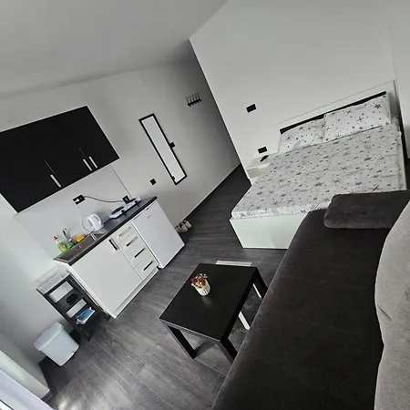 Studio Apartment * Neum